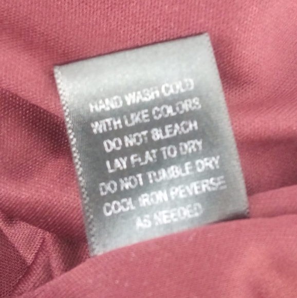 Kendall + Kylie Maroon Burgundy Crochet Lace Racerback Top M Holiday Holidays - Picture 9 of 9